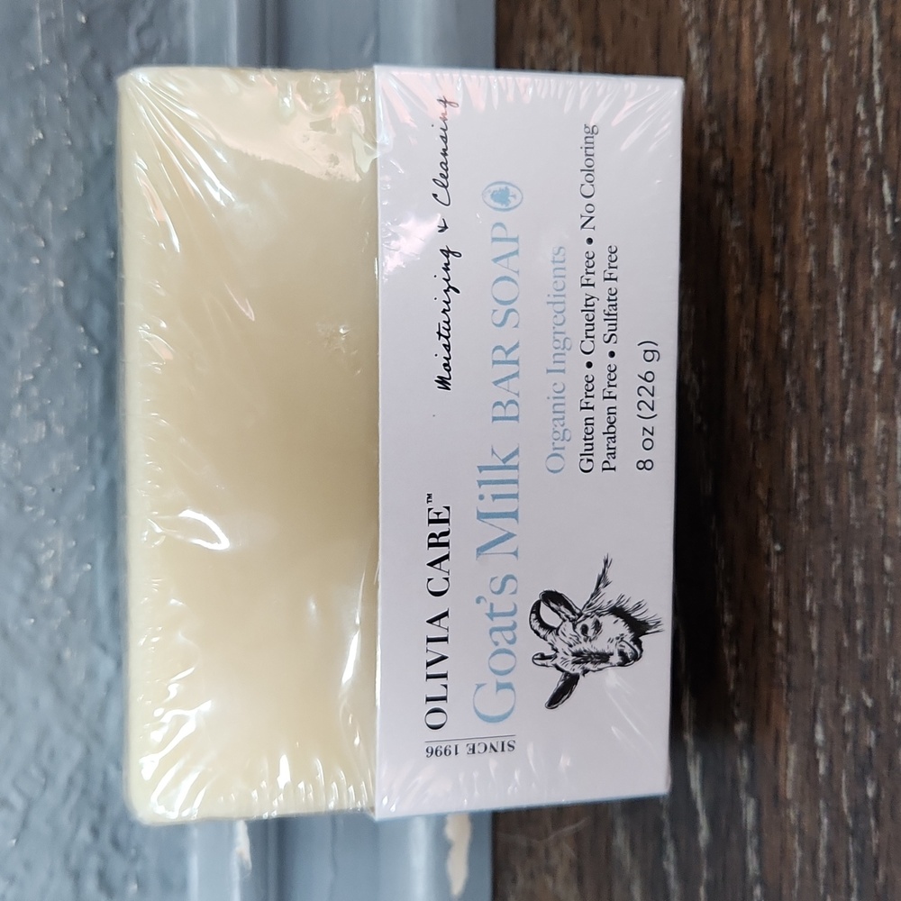 NWT Olivia Care Goat's Milk Bar Soap Organic Ingredients 8 oz